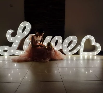 Kreatywne efekty na impreze